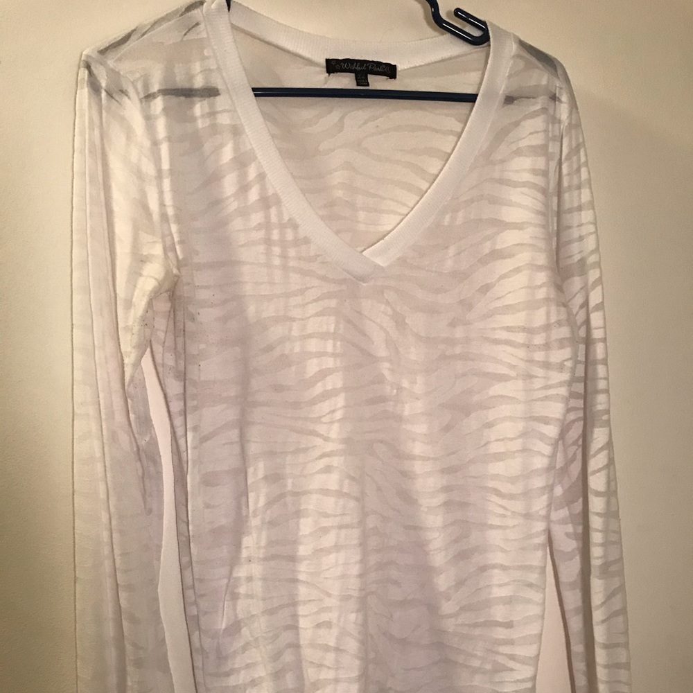 Woman’s XL burnout long sleeve shirt